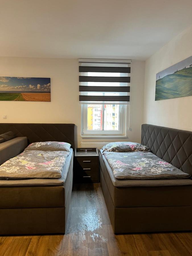 Apartman Centrum 403 Ústí nad Labem Екстериор снимка